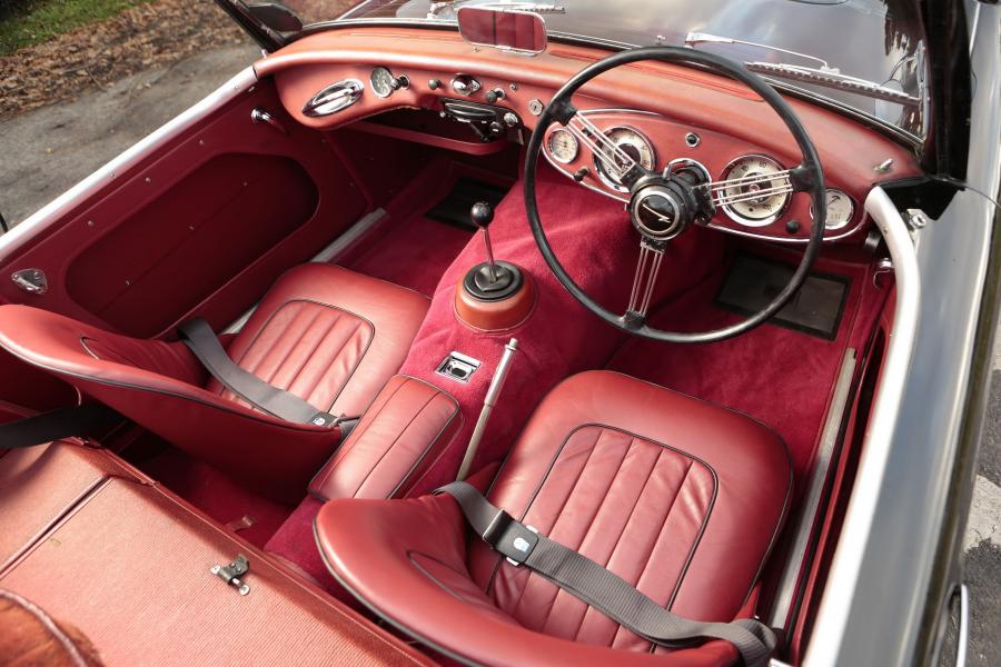 Интерьер Austin-Healey 3000 BN7 1961 года  (UK) (фото 3 из 4)